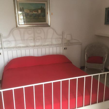 Villa Elisa B&B Leporano Exteriör bild